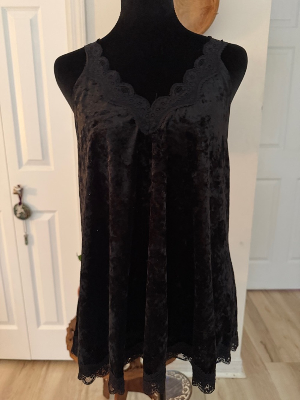 POL Black Velvet Lace-Trim Camisole